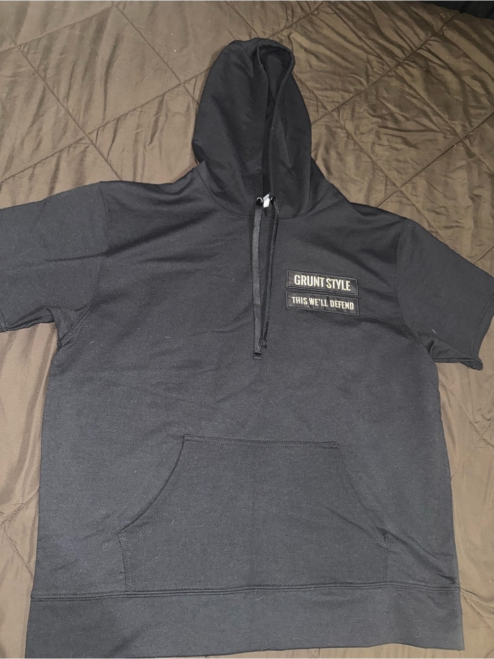 Grunt Style Black Short-Sleeve Hoodie with Patch